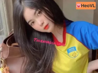 Clip trả bài với em học sinh hutech mông bự