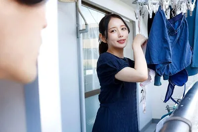 Mối tình ngắn ngủi với em gái hàng xóm đã có gã chồng cạnh bên