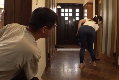 ở đậu nhà anh trai để đi thi, em chồng liều nắc vợ mới cưới của anh trai khi anh không có nhà