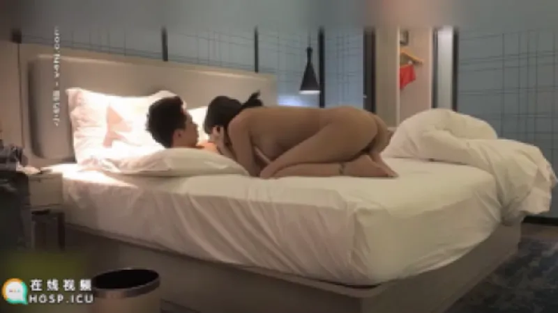 Sung sướng với người tình thích làm tình