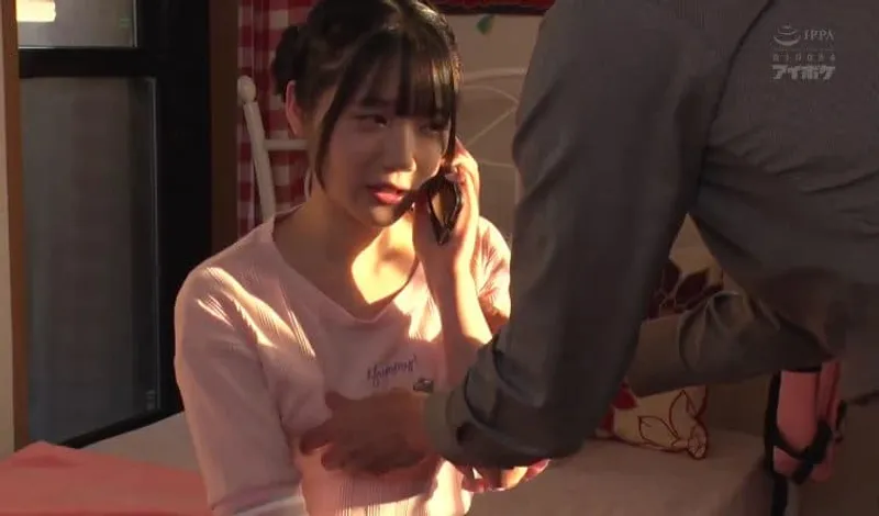 Bố dượng phát hiện con gái riêng của vợ là diễn viên jav