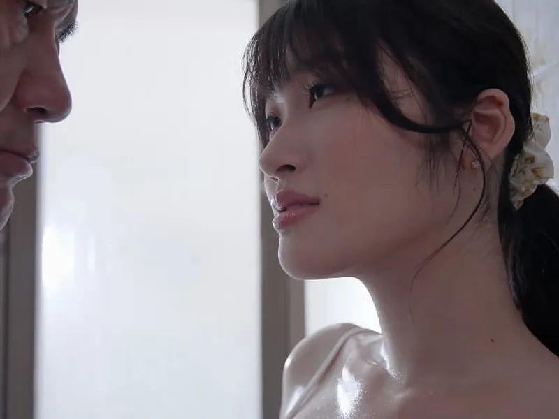 ông chồng bỏ bê, người vợ được ông chú giúp thỏa mãn cơn dâm dục lồn